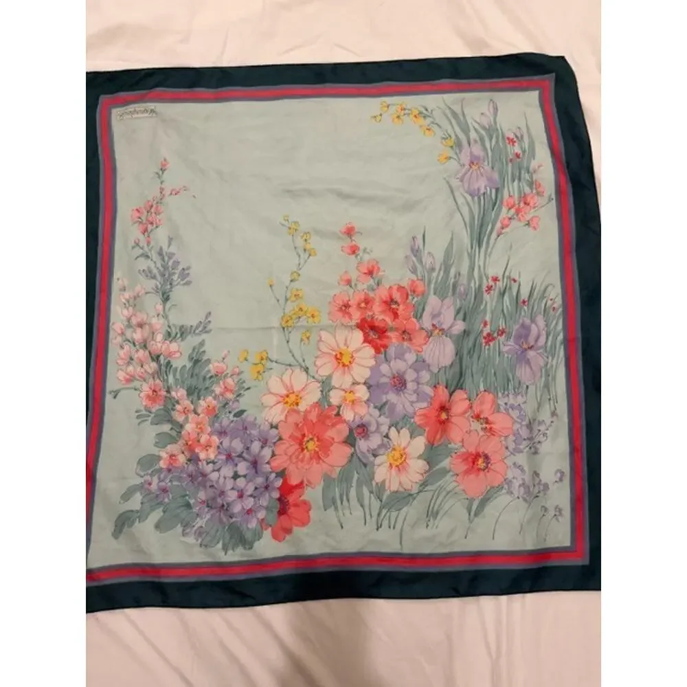 Sunkyung Sa Vintage Scarf Floral Print Square
